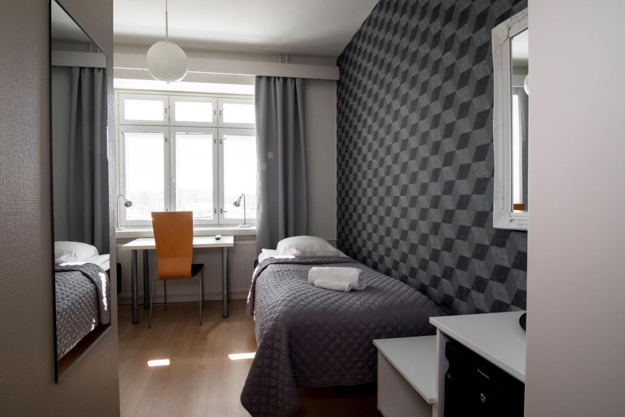 Ik Hotel & Camping Keuruu Habitación foto