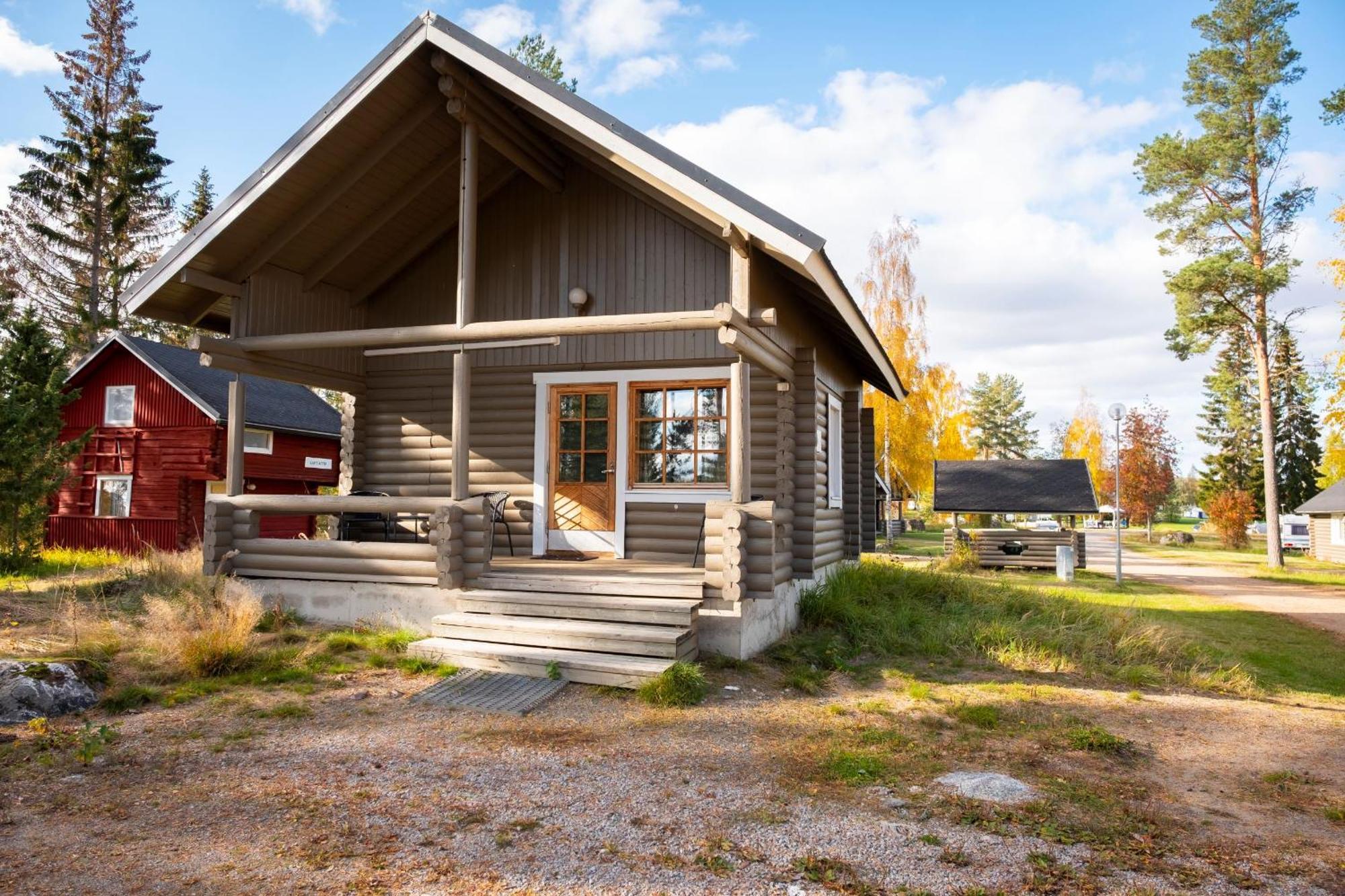 Ik Hotel & Camping Keuruu Habitación foto